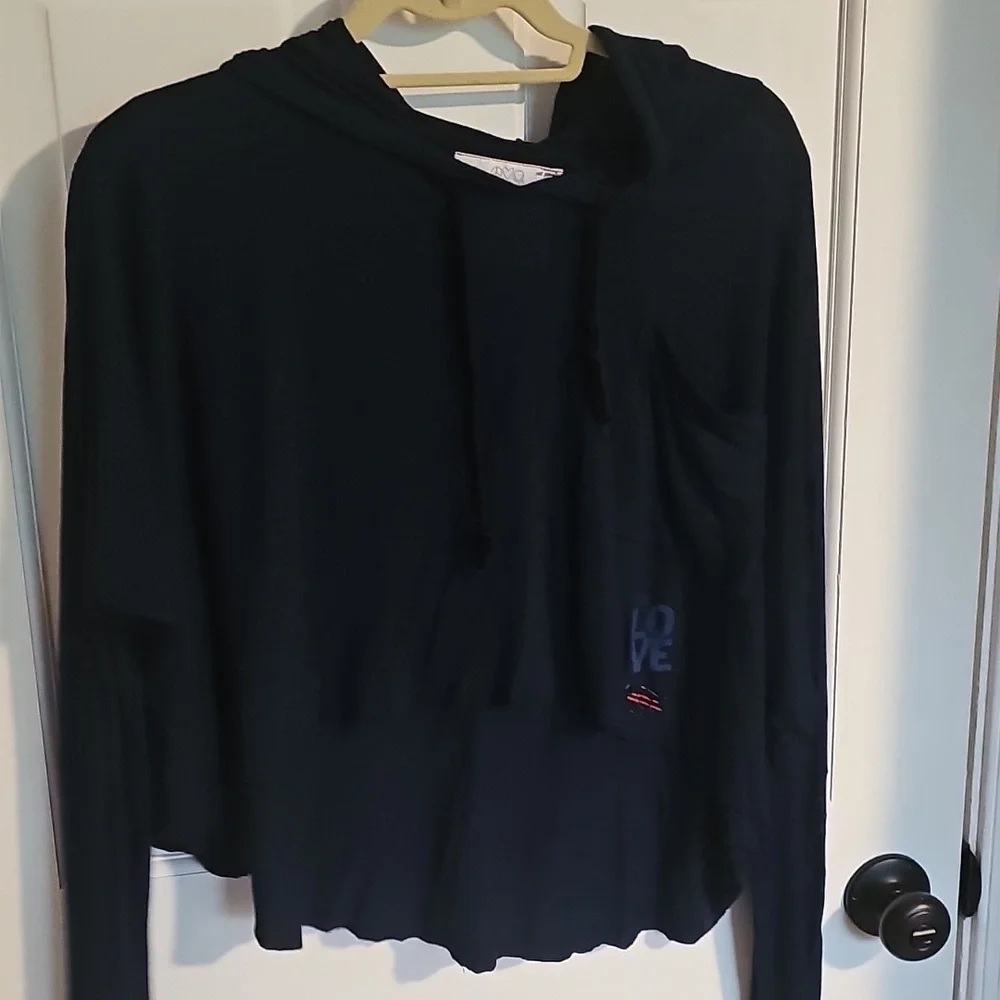 PEACE LOVE WORLD Navy Blue Cropped Hoodie with Love Graphic